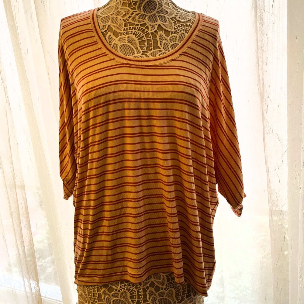 CAbi #5750 Tickled Tee Shirt